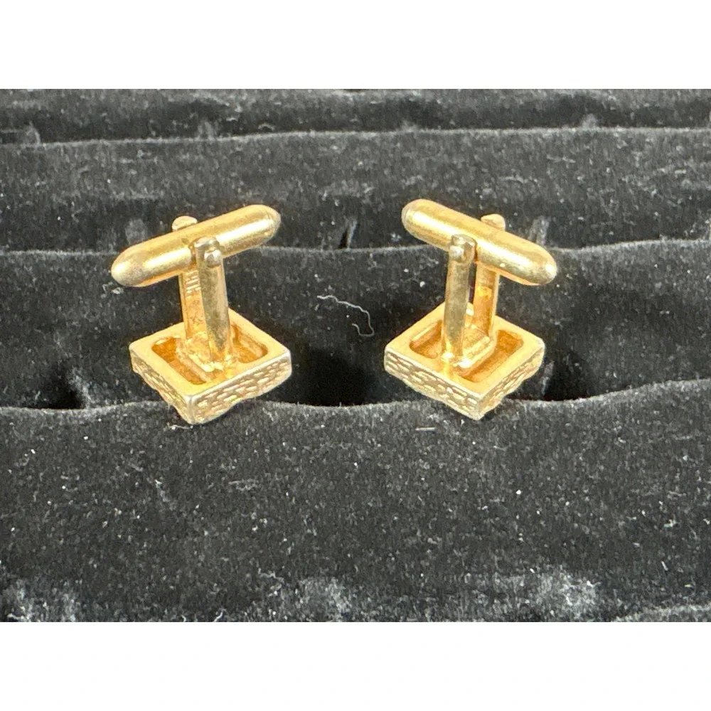 Vintage Swank Gold Tone Square Diagonal Striped Cufflinks Mens Suit Accessories